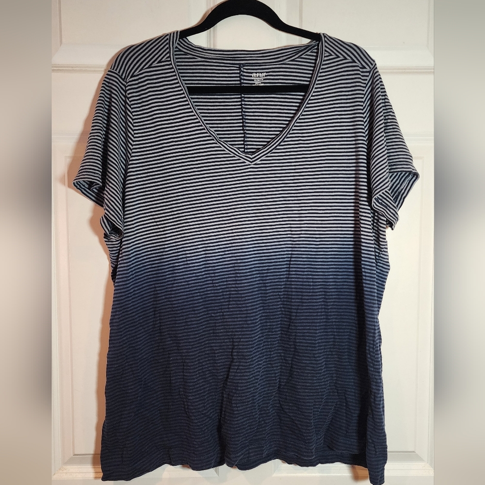A.n.a. Blue Ombre Striped V-Neck Tee 2X